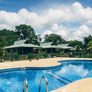 Overbridge River Resort